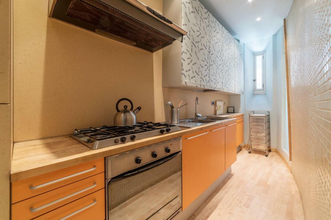רומא San Giovanni & Colosseo Roomy Flat מראה חיצוני תמונה
