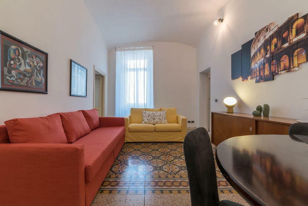 רומא San Giovanni & Colosseo Roomy Flat מראה חיצוני תמונה
